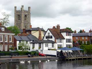 Henley's riverside inn, The Angel