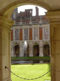 Fountain Court at Hampton Court Palace